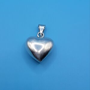 Sterling silver Vintage Taxco Mexico Puffy Dangle Heart Necklace Pendant